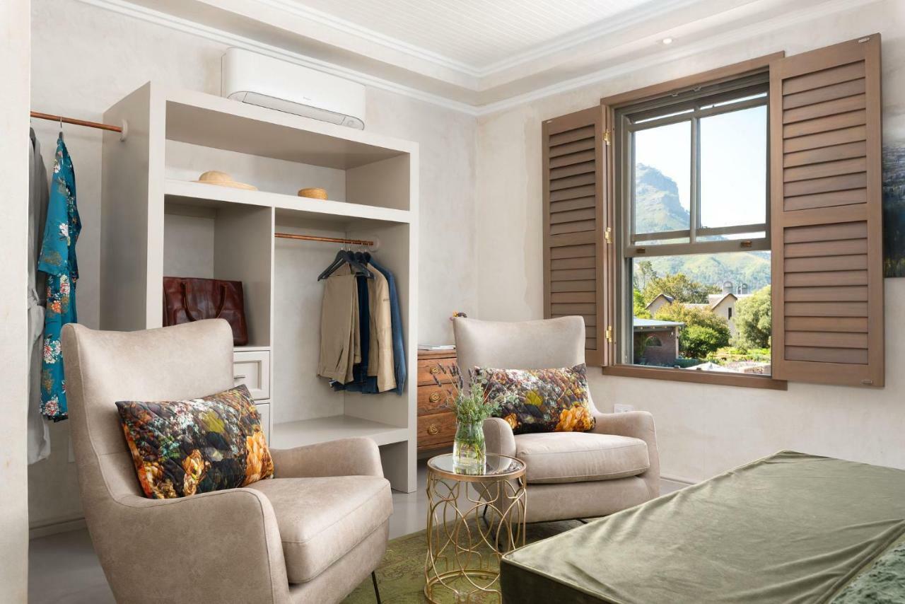 Luxury King Room