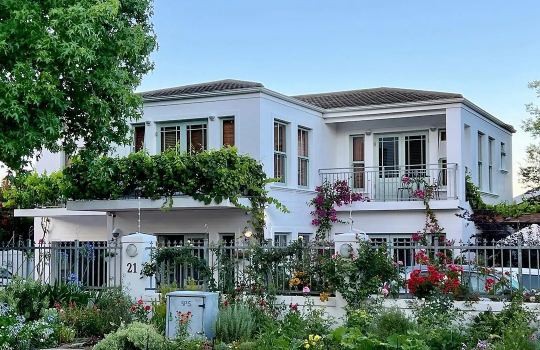 Penelope's Stellenbosch-1